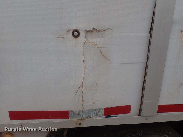 image for item DC1469 2002 Guthrie Wilkens GWFT50 walking floor trailer