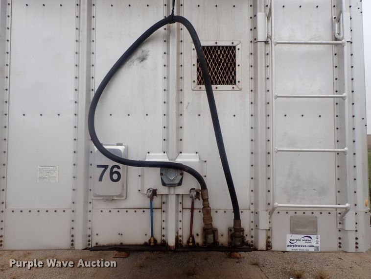 image for item DC1470 2002 Guthrie Wilkens GWFT50 walking floor trailer