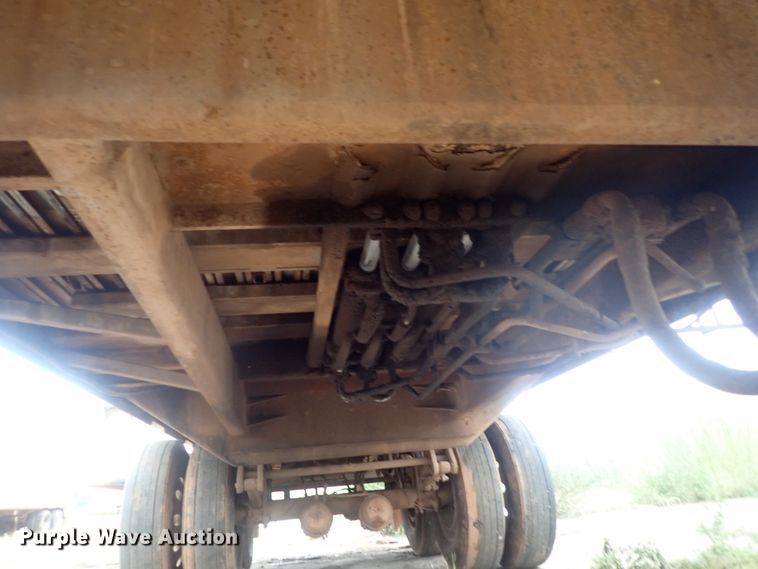 image for item DC1470 2002 Guthrie Wilkens GWFT50 walking floor trailer