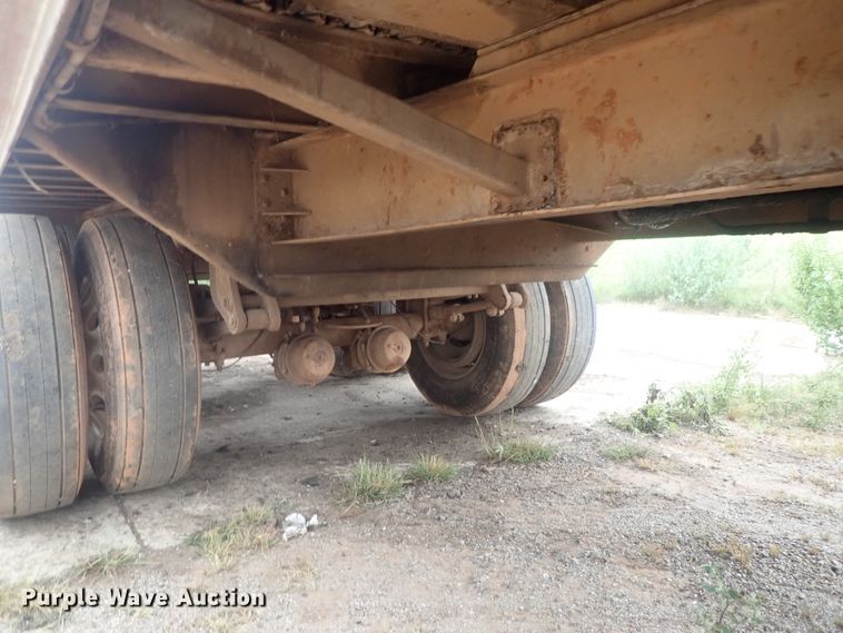 image for item DC1470 2002 Guthrie Wilkens GWFT50 walking floor trailer