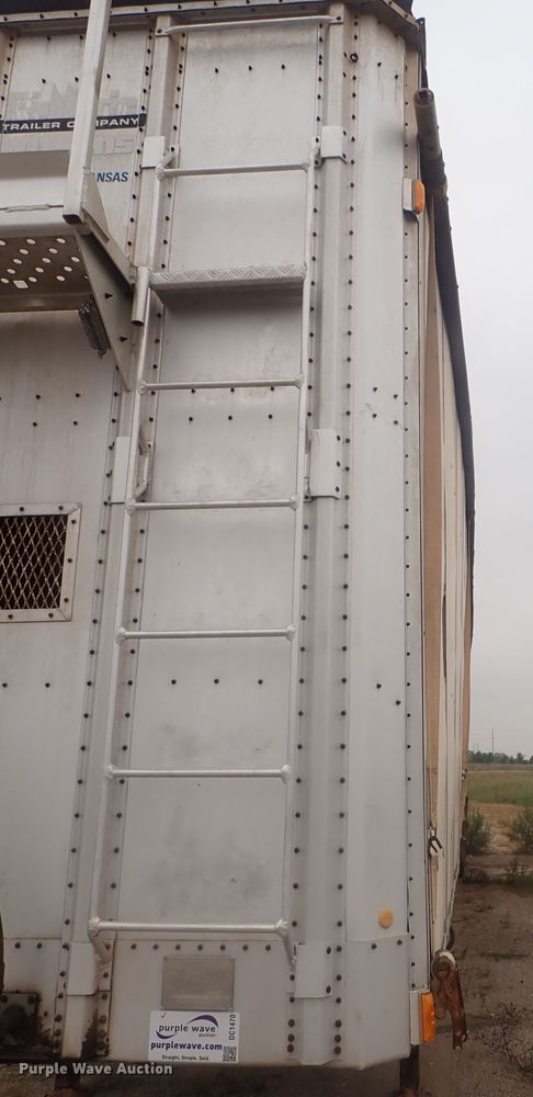 image for item DC1470 2002 Guthrie Wilkens GWFT50 walking floor trailer