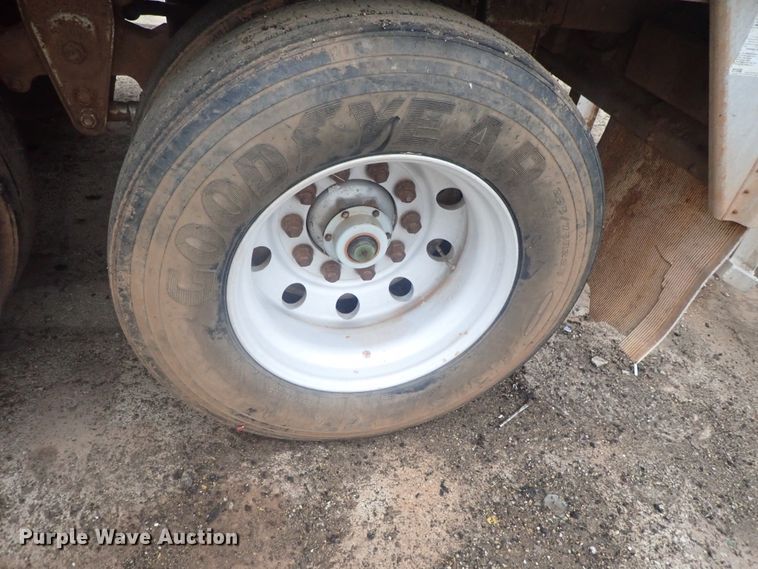 image for item DC1470 2002 Guthrie Wilkens GWFT50 walking floor trailer