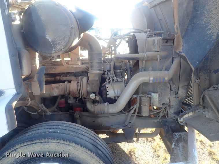 image for item DC1473 1998 Volvo WCA  semi truck