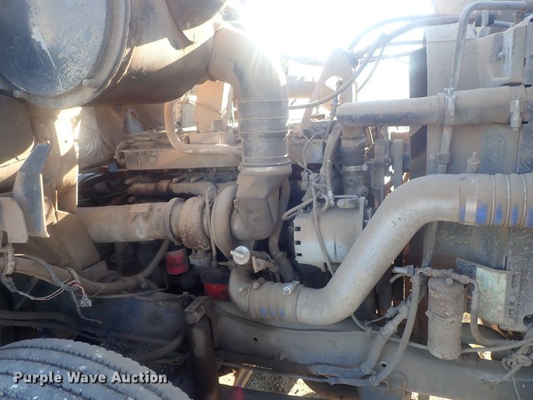 image for item DC1473 1998 Volvo WCA  semi truck