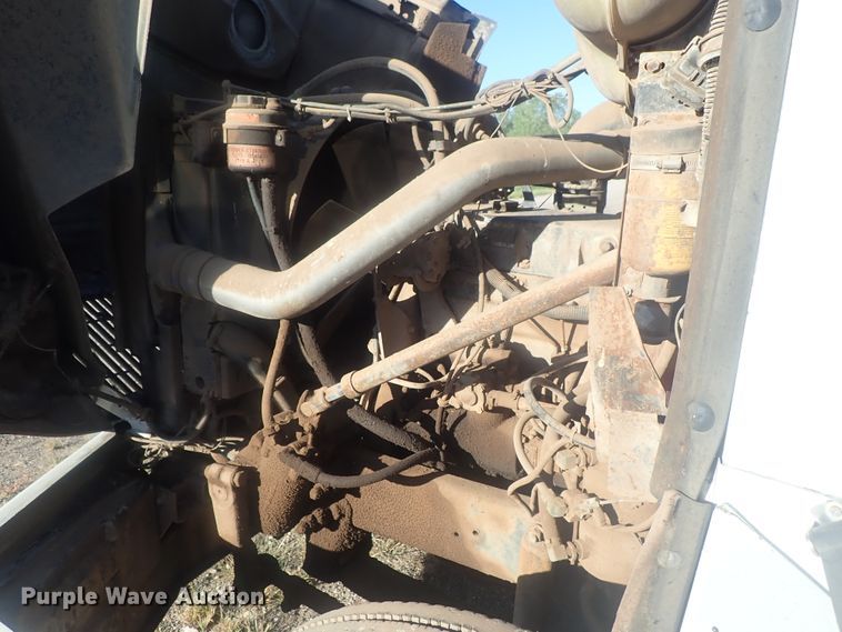 image for item DC1473 1998 Volvo WCA  semi truck