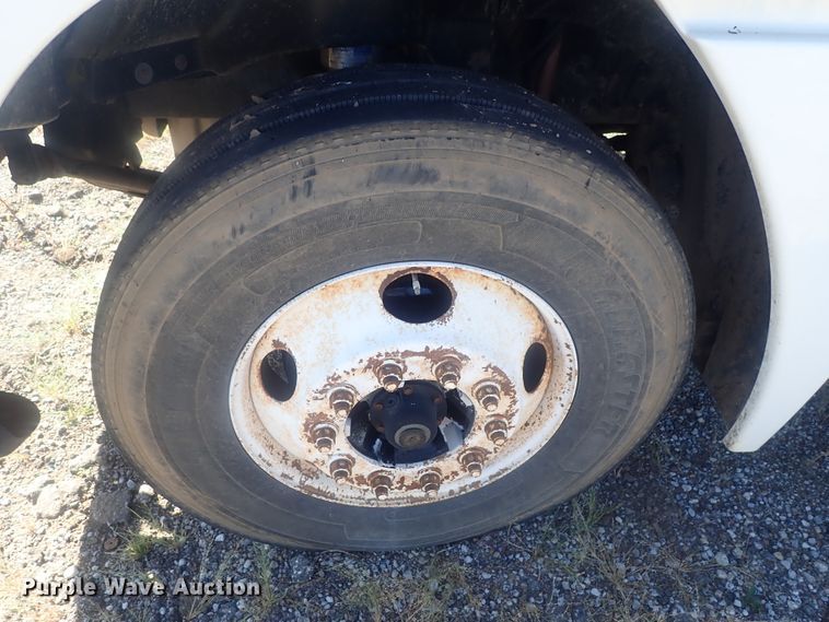 image for item DC1475 2003 Freightliner Columbia  semi truck