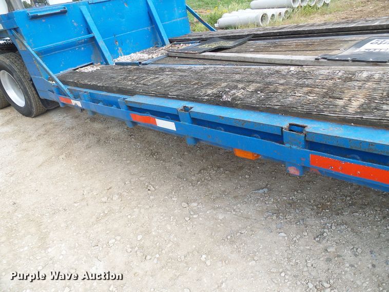image for item DC2972 1971 Dorsey DDGTW127 drop deck equipment trailer