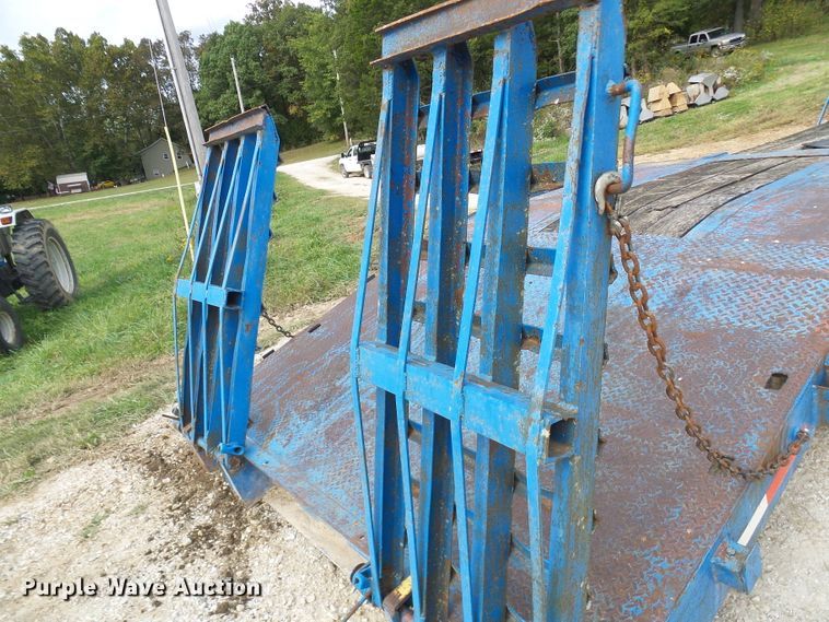image for item DC2972 1971 Dorsey DDGTW127 drop deck equipment trailer