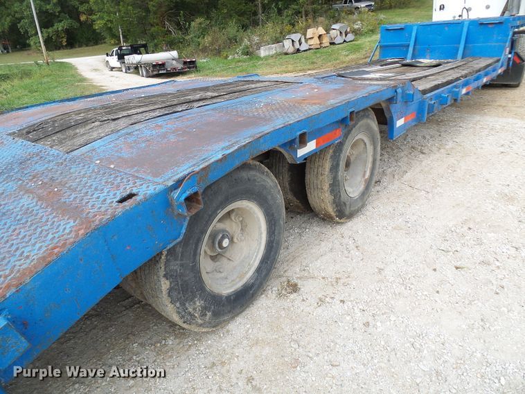 image for item DC2972 1971 Dorsey DDGTW127 drop deck equipment trailer