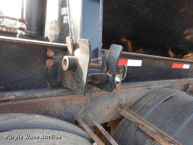 image for item DC8930 (2) 2013 Side Dump Industries side dump trailers