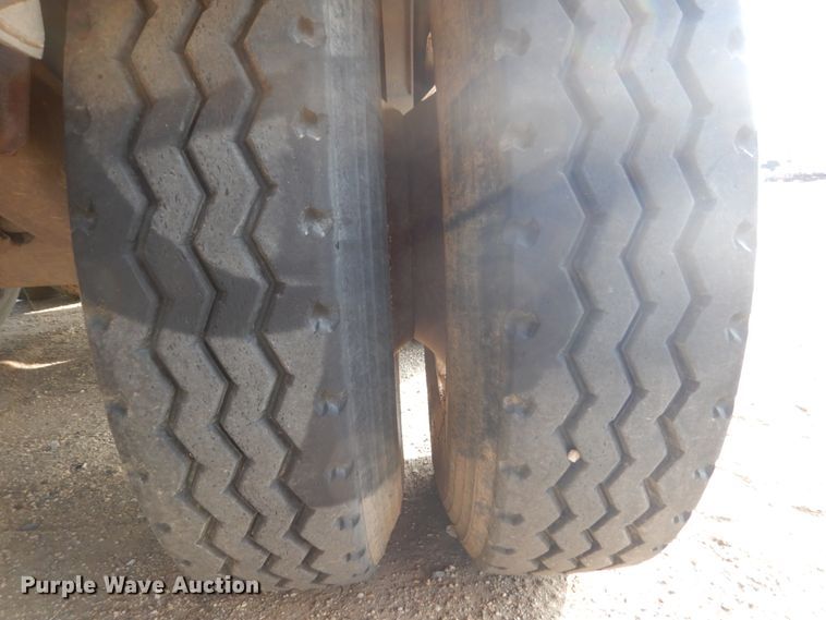 image for item DC8930 (2) 2013 Side Dump Industries side dump trailers