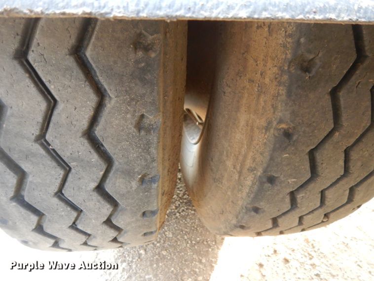 image for item DC8930 (2) 2013 Side Dump Industries side dump trailers