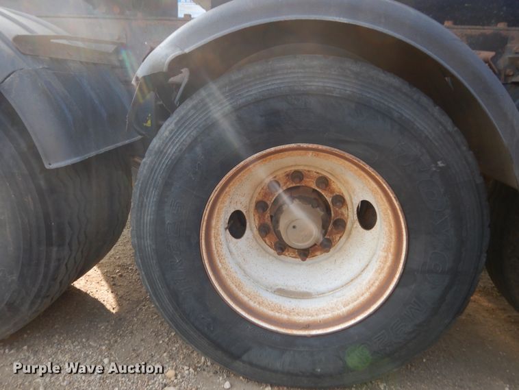 image for item DC8930 (2) 2013 Side Dump Industries side dump trailers