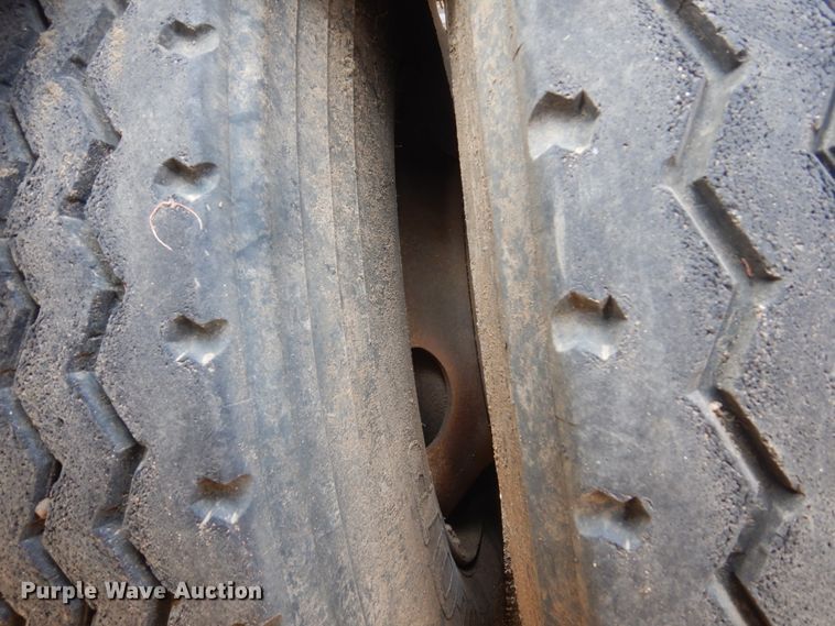 image for item DC8930 (2) 2013 Side Dump Industries side dump trailers