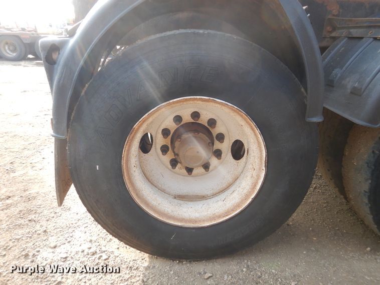 image for item DC8930 (2) 2013 Side Dump Industries side dump trailers