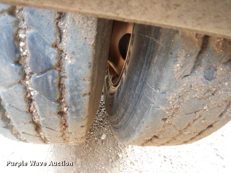 image for item DC8930 (2) 2013 Side Dump Industries side dump trailers