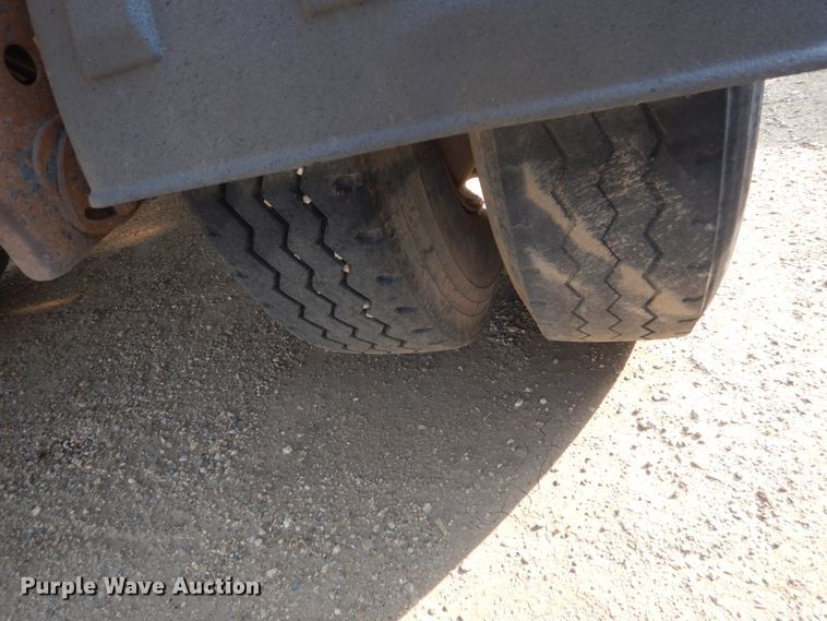 image for item DC8936 (2) 2013 Side Dump Industries side dump trailers