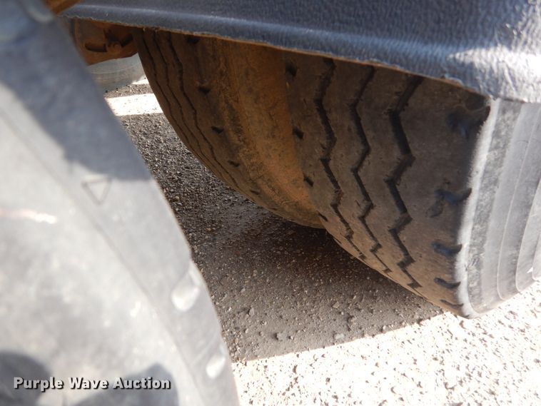 image for item DC8936 (2) 2013 Side Dump Industries side dump trailers