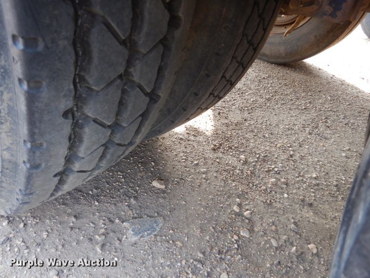 image for item DC8936 (2) 2013 Side Dump Industries side dump trailers