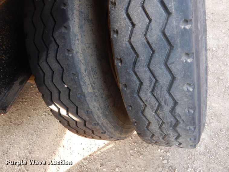 image for item DC8936 (2) 2013 Side Dump Industries side dump trailers