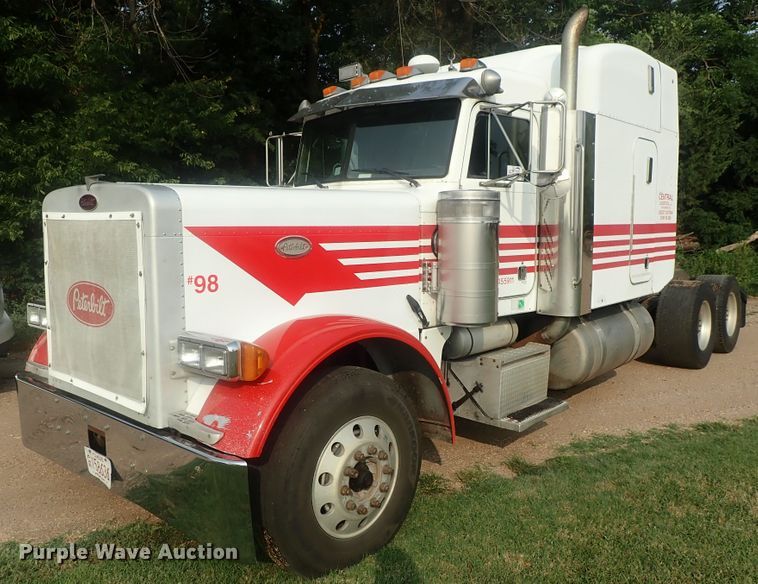 image for item DE0764 1998 Peterbilt 379  semi truck