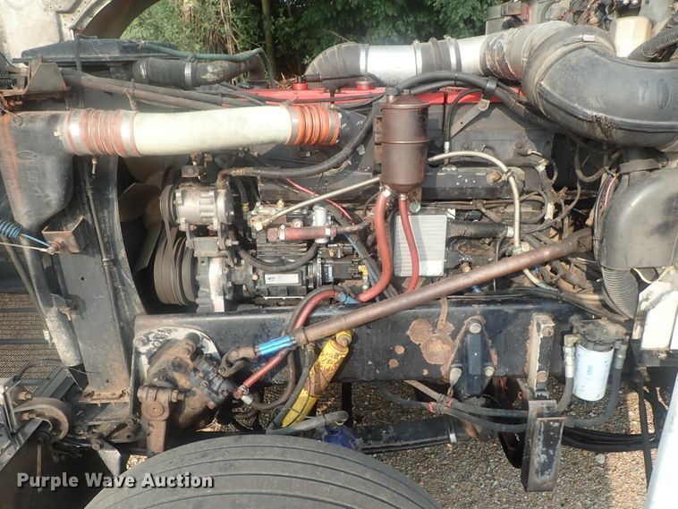 image for item DE0764 1998 Peterbilt 379  semi truck