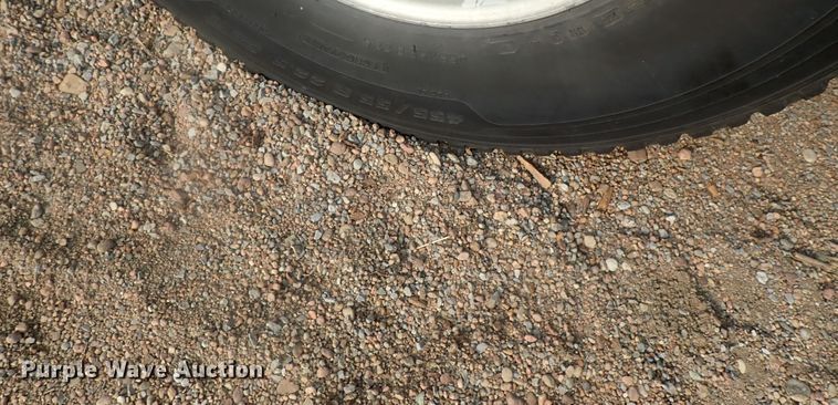 image for item DE0764 1998 Peterbilt 379  semi truck