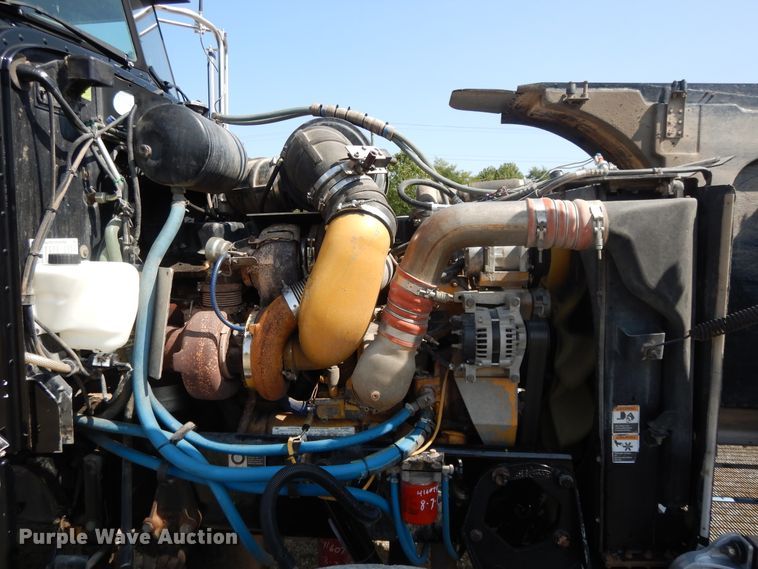 image for item DH0061 2006 Peterbilt 378  semi truck