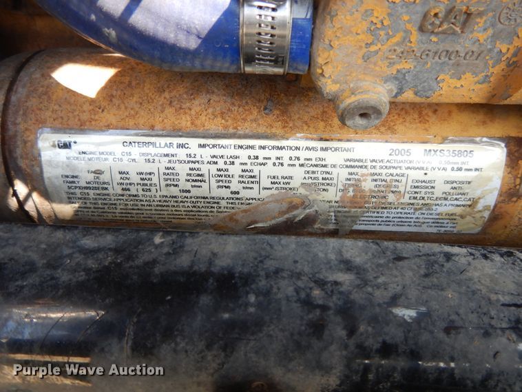 image for item DH0061 2006 Peterbilt 378  semi truck