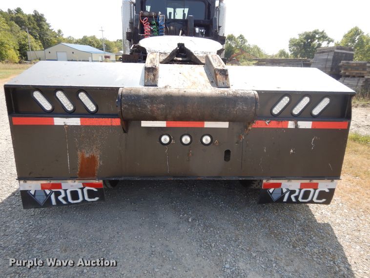 image for item DH0061 2006 Peterbilt 378  semi truck