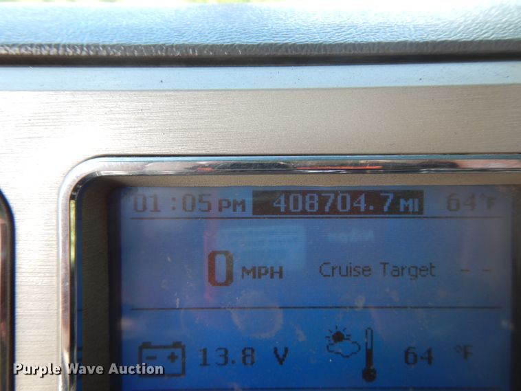 image for item DH5175 2013 Mack CHU613  semi truck