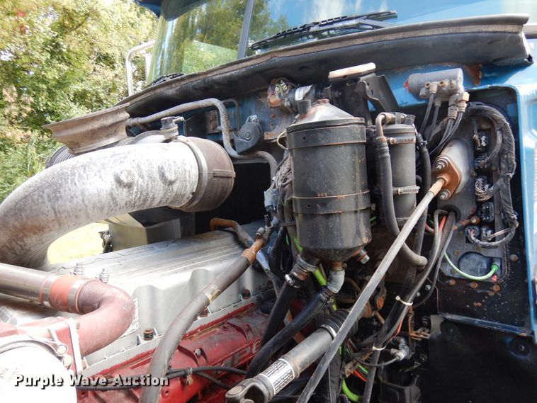 image for item DH5178 2013 Mack CHU613  semi truck