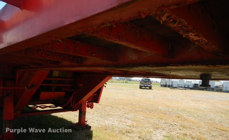 image for item DH5196 1993 Waltron drop deck equipment trailer