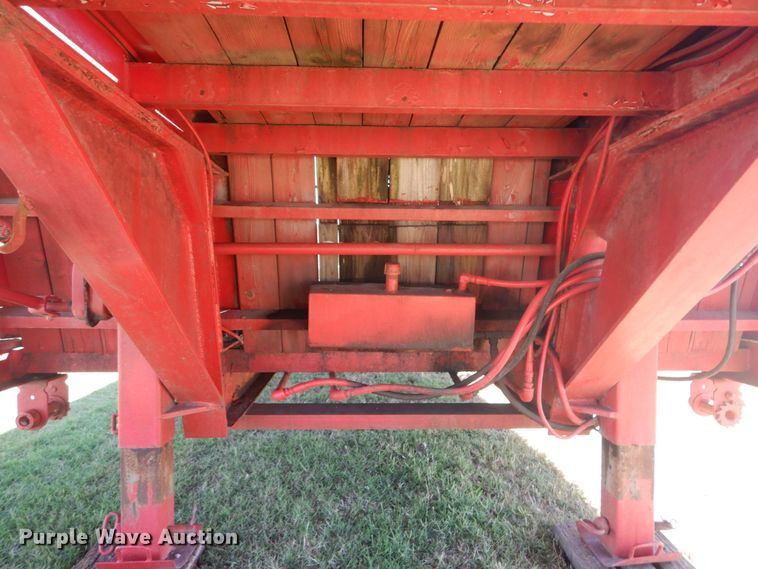 image for item DH5196 1993 Waltron drop deck equipment trailer