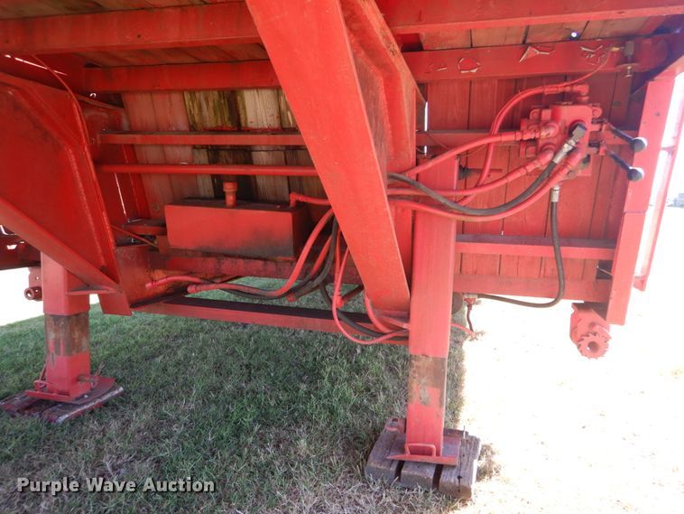 image for item DH5196 1993 Waltron drop deck equipment trailer