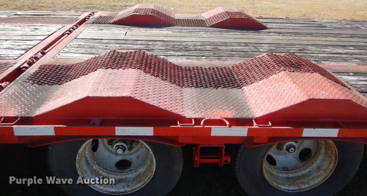 image for item DH5196 1993 Waltron drop deck equipment trailer