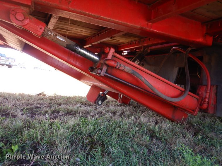 image for item DH5196 1993 Waltron drop deck equipment trailer