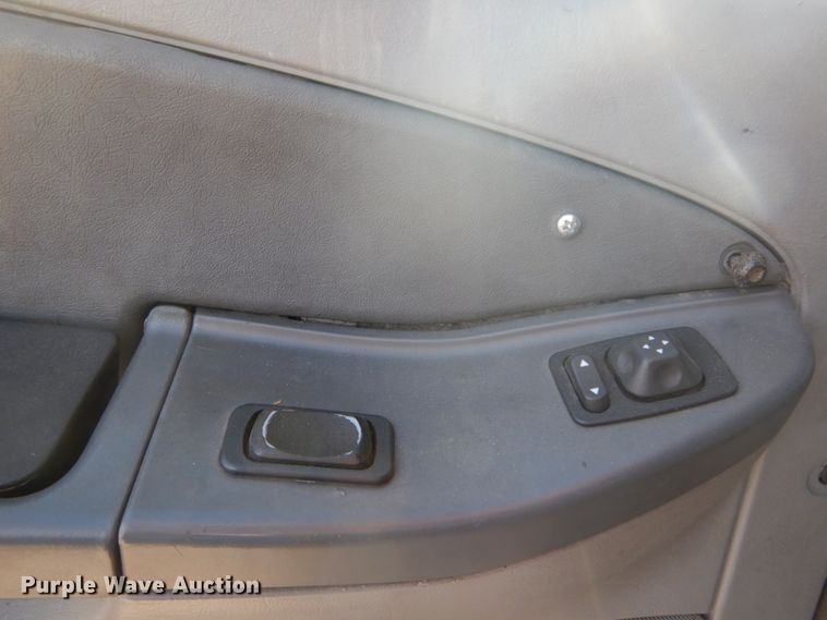 image for item DH5197 2006 Freightliner Columbia  semi truck