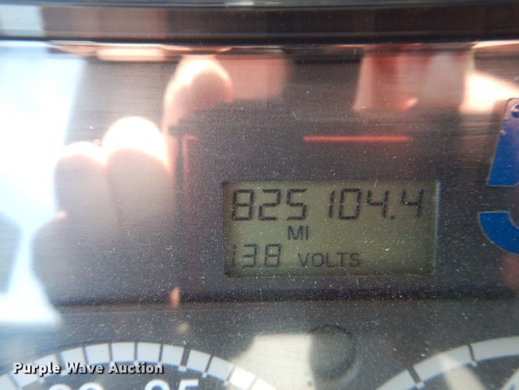 image for item DH5197 2006 Freightliner Columbia  semi truck