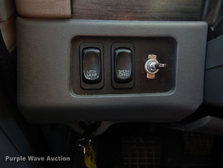 image for item DH5197 2006 Freightliner Columbia  semi truck