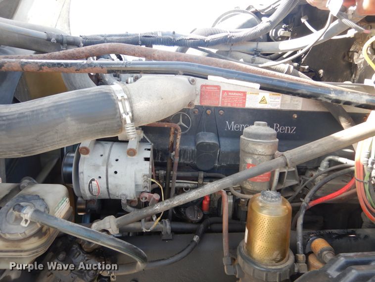 image for item DH5197 2006 Freightliner Columbia  semi truck