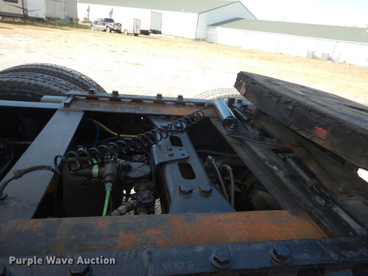 image for item DH5197 2006 Freightliner Columbia  semi truck