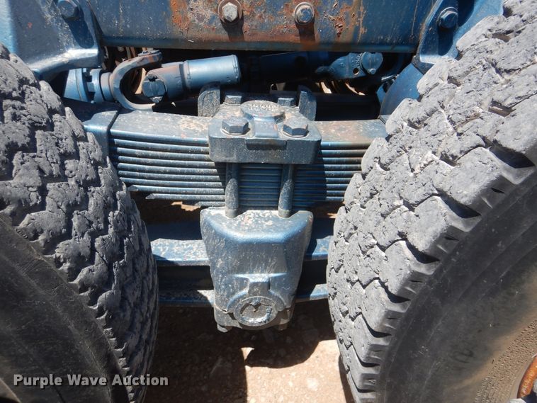 image for item DI0283 1990 Peterbilt 362  truck cab and chassis