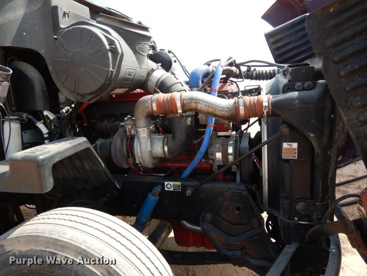 image for item DJ6532 2010 Peterbilt 387  semi truck