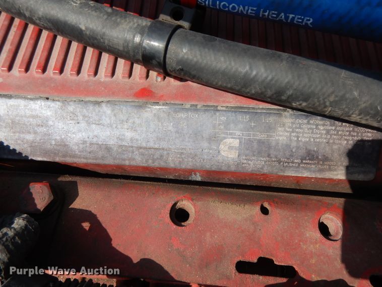 image for item DJ6532 2010 Peterbilt 387  semi truck