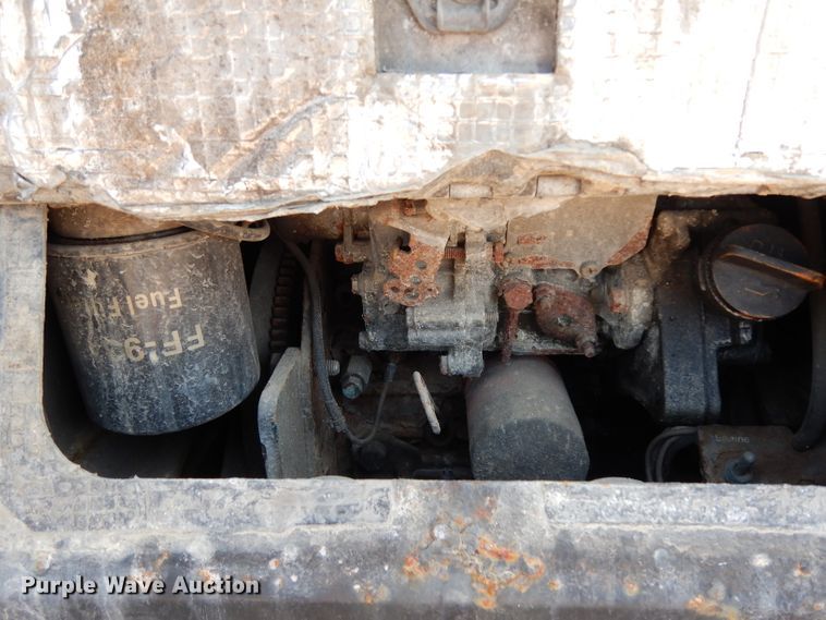 image for item DJ6532 2010 Peterbilt 387  semi truck