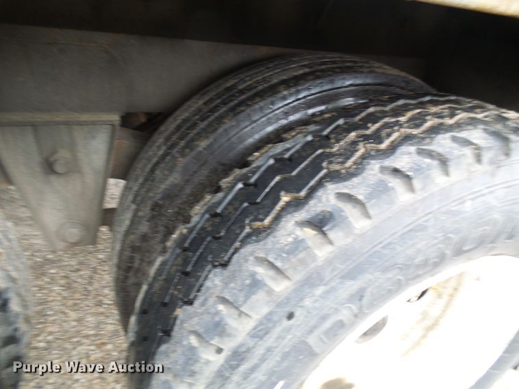 image for item EP9913 2005 Manac 362450 container