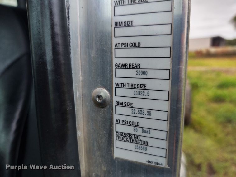 image for item EQ9420 2017 Kenworth T370  truck cab and chassis