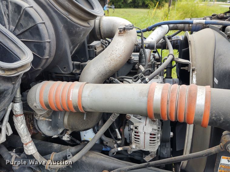 image for item EQ9420 2017 Kenworth T370  truck cab and chassis