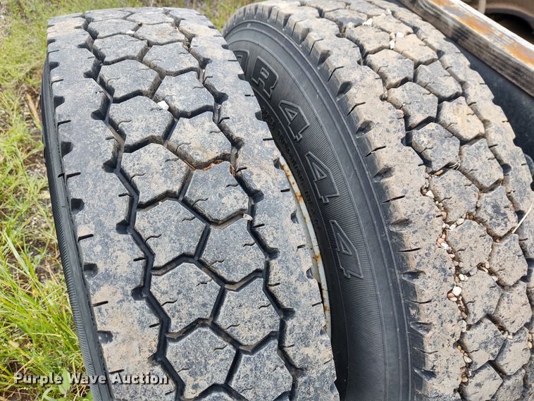 image for item EQ9420 2017 Kenworth T370  truck cab and chassis